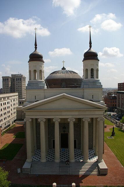 edificação da basilica de baltimore 