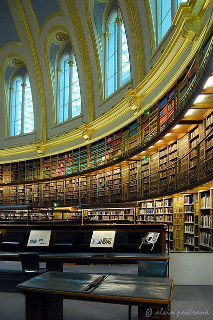 ambiente da sala de leitura (Reading Room) do museu britanico