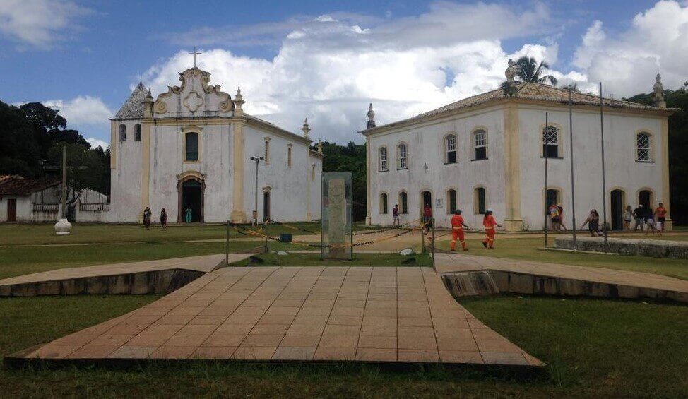 Patrimônio Histórico Praça do marco do descobrimento contendo Patrimônio Histórico