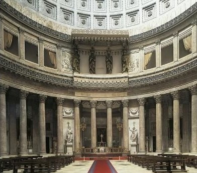 Interior da Basílica San Francesco di Paola