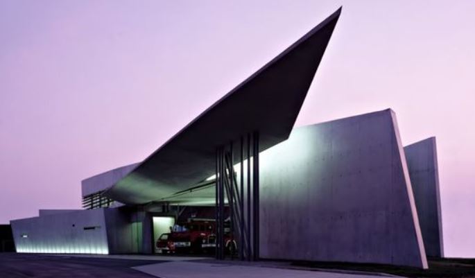 Arquitetura Contemporânea: Zaha Hadid – Vitra Fire Station