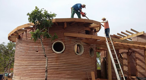 casa em que foi utilizada a tecnica de bioconstrução superadobe