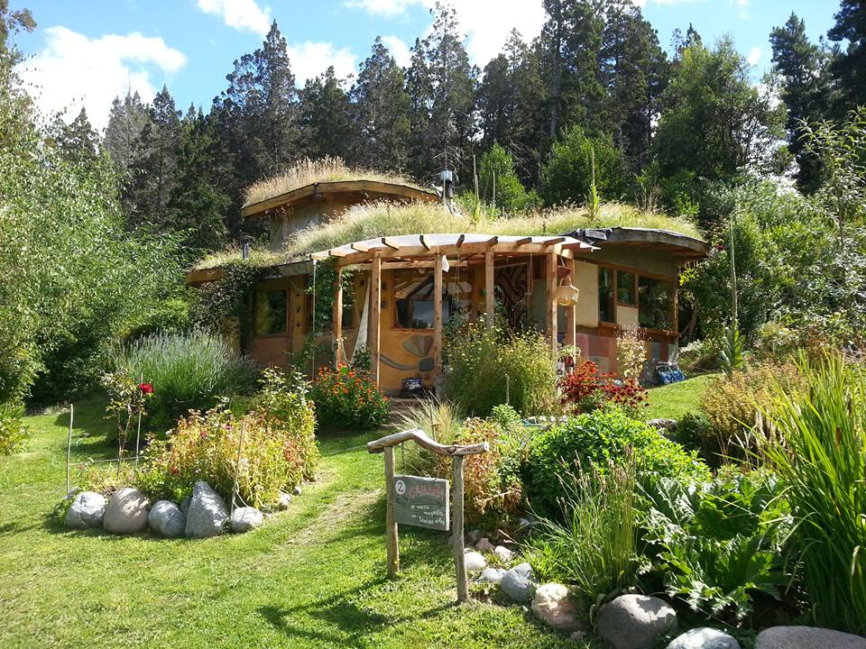 casa em meio a natureza