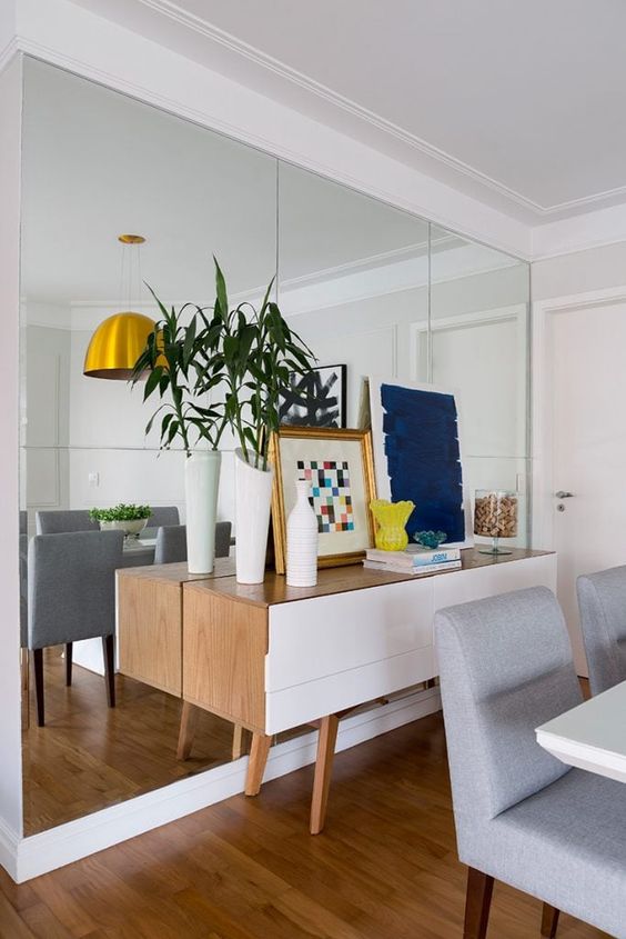 Projeto de apartamento pequeno Decoração com espelhos