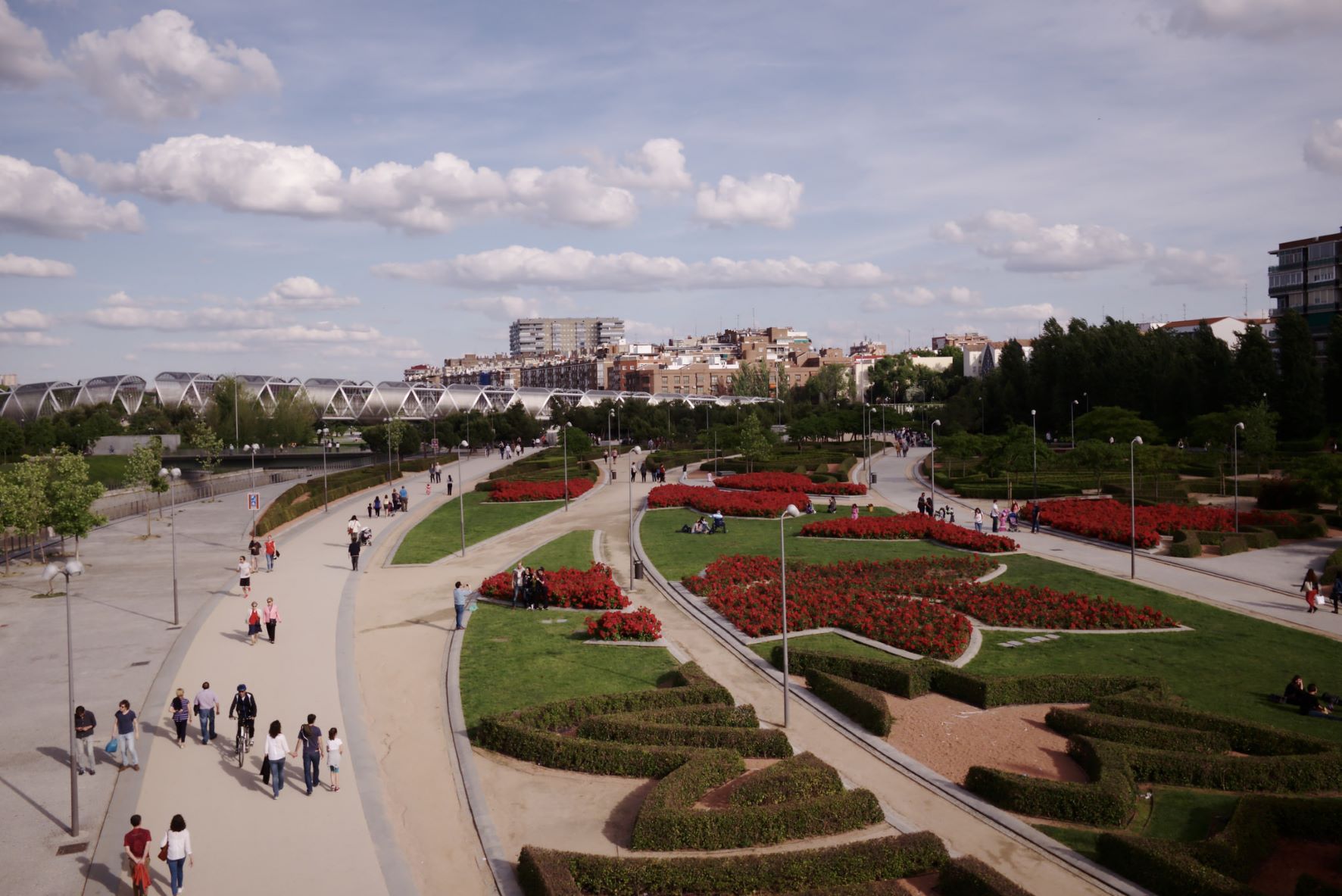Reconstrução urbana nas cidades europeias: a luta para retomar os espaços  verdes