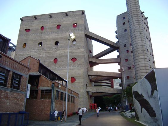 SESC Pompéia SESC Pompéia por Lina Bo Bardi